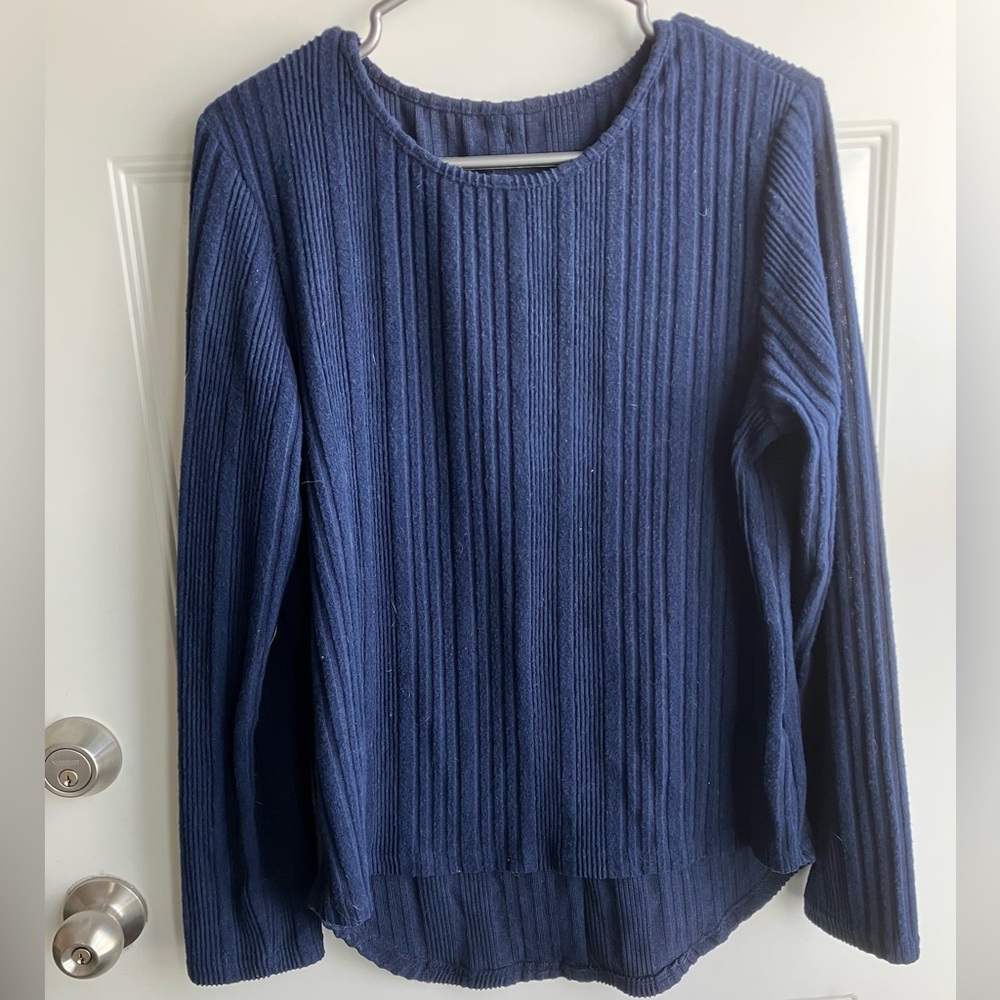 Navy blue long sleeve shirt button detail large